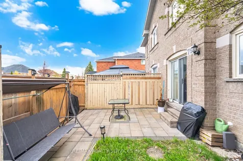 79 Pressed Brick Drive Brampton ON L6V 4K5
