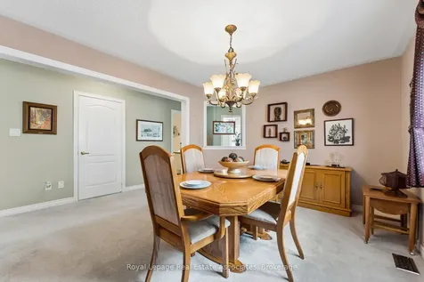 9 Falconwood Place Brampton ON L6R 3J3