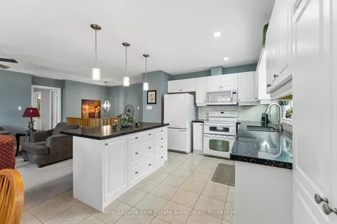 9 Falconwood Place Brampton ON L6R 3J3