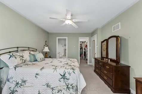 9 Falconwood Place Brampton ON L6R 3J3