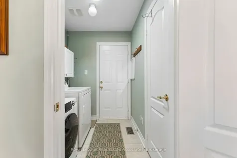 9 Falconwood Place Brampton ON L6R 3J3