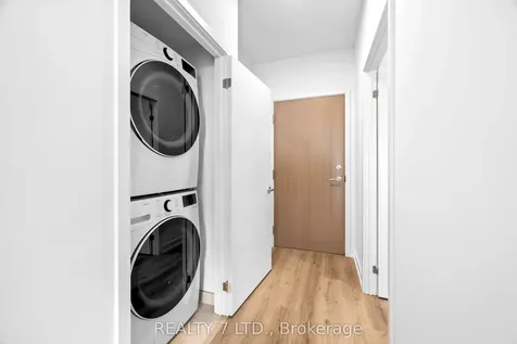 395 Square One Drive Mississauga ON L5B 0P6
