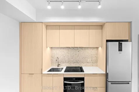 395 Square One Drive Mississauga ON L5B 0P6