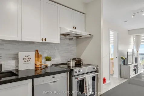 55 Strathaven Drive Mississauga ON L5R 4G9