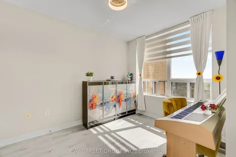 55 Strathaven Drive Mississauga ON L5R 4G9