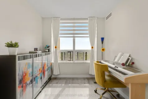 55 Strathaven Drive Mississauga ON L5R 4G9