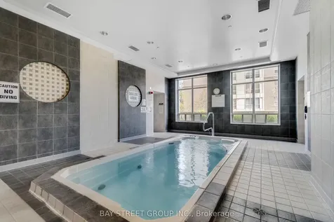 55 Strathaven Drive Mississauga ON L5R 4G9