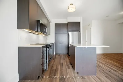 15 Viking Lane Toronto ON M9B 0A4