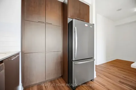15 Viking Lane Toronto ON M9B 0A4
