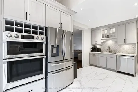 280 Nottingham Drive Oakville ON L6H 4H9