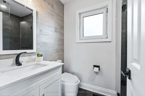 280 Nottingham Drive Oakville ON L6H 4H9