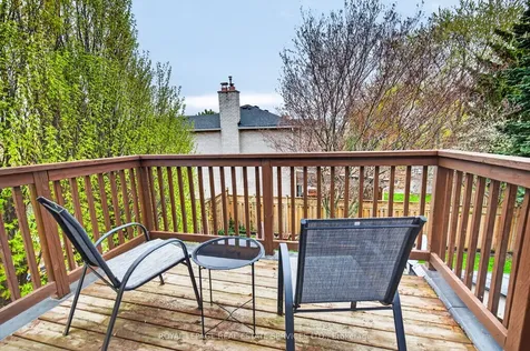 280 Nottingham Drive Oakville ON L6H 4H9