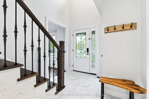 280 Nottingham Drive Oakville ON L6H 4H9