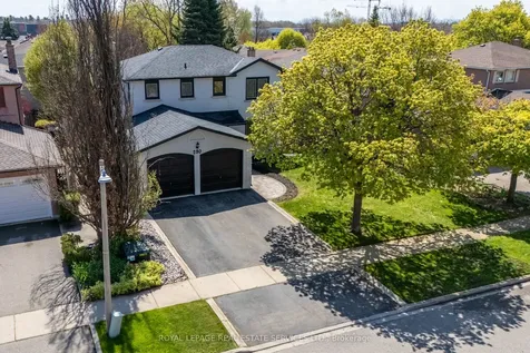 280 Nottingham Drive Oakville ON L6H 4H9