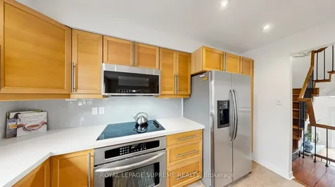 4165 Fieldgate Drive Mississauga ON L4W 2M9