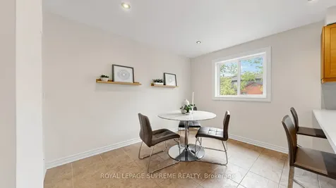 4165 Fieldgate Drive Mississauga ON L4W 2M9