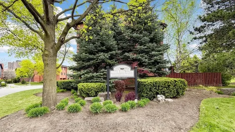 4165 Fieldgate Drive Mississauga ON L4W 2M9