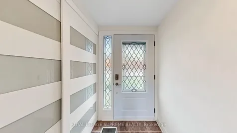 4165 Fieldgate Drive Mississauga ON L4W 2M9