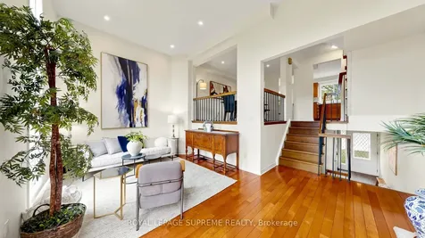 4165 Fieldgate Drive Mississauga ON L4W 2M9