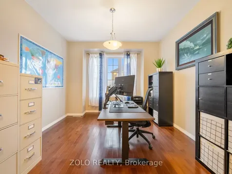 818 Cousens Terrace Milton ON L9T 0G1