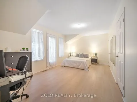 818 Cousens Terrace Milton ON L9T 0G1
