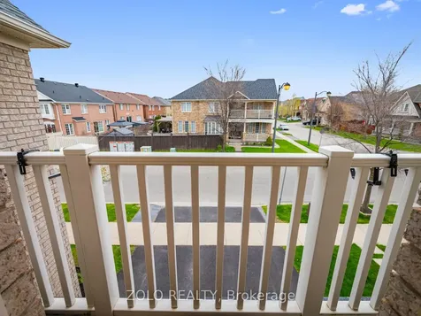 818 Cousens Terrace Milton ON L9T 0G1