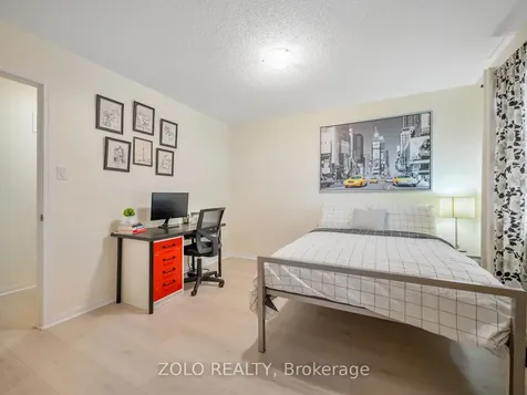 818 Cousens Terrace Milton ON L9T 0G1