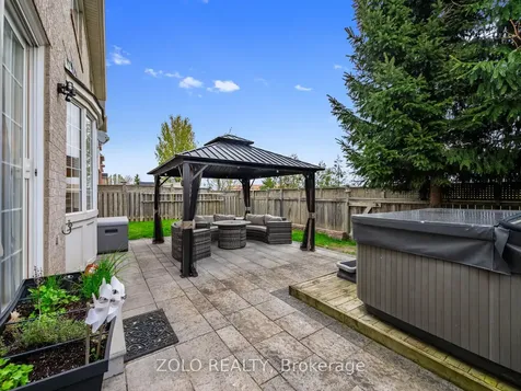 818 Cousens Terrace Milton ON L9T 0G1