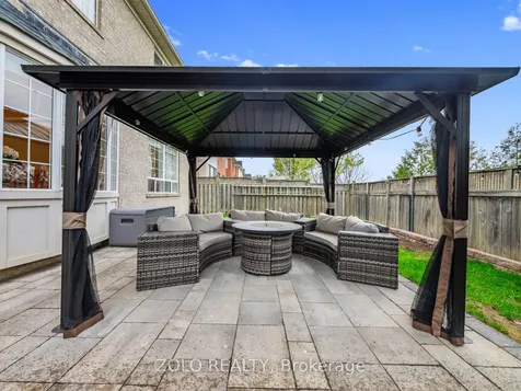 818 Cousens Terrace Milton ON L9T 0G1