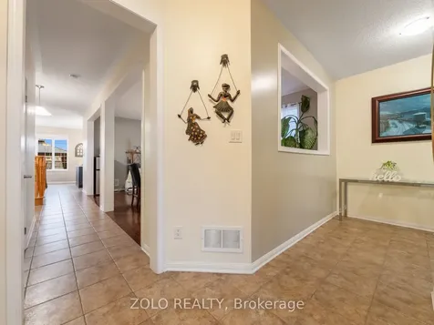 818 Cousens Terrace Milton ON L9T 0G1