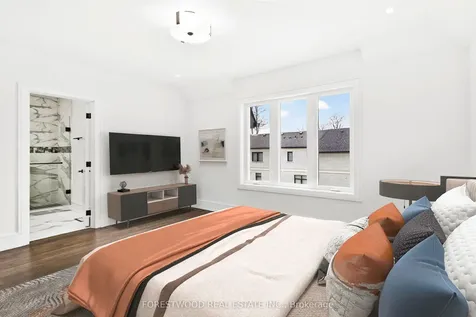 193 Mateo Place Mississauga ON L5A 2K4