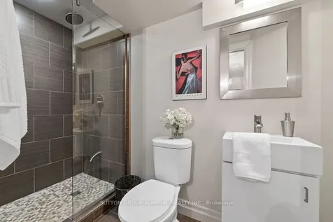5948 Chercover Court Burlington ON L7L 6T2