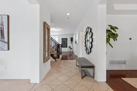 5948 Chercover Court Burlington ON L7L 6T2