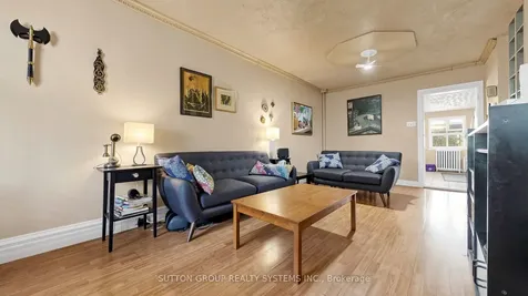 137 Campbell Avenue Toronto ON M6P 3V1