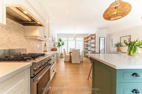 1326 Stanbury Road Oakville ON L6L 2J4