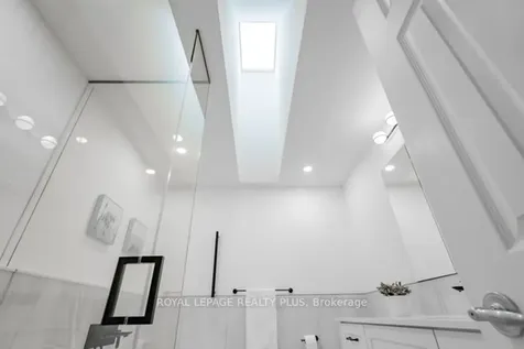 83 Kerr Street Oakville ON L6K 3A2