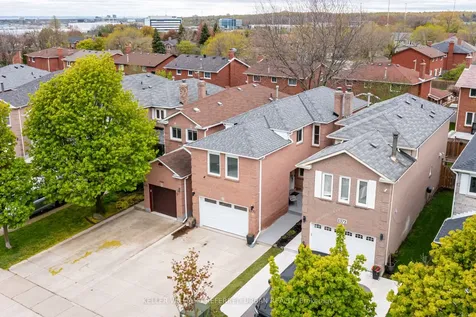 1370 Hazel Mccleary Drive Oakville ON L6J 7B1