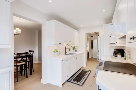 1370 Hazel Mccleary Drive Oakville ON L6J 7B1