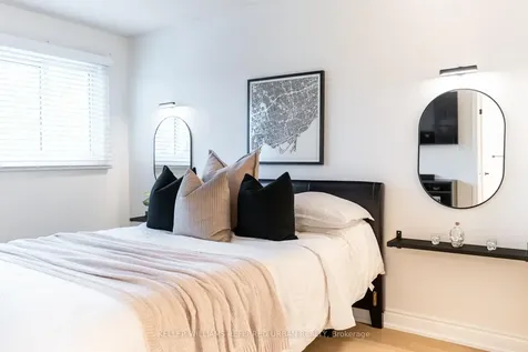 1370 Hazel Mccleary Drive Oakville ON L6J 7B1
