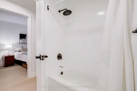 1370 Hazel Mccleary Drive Oakville ON L6J 7B1