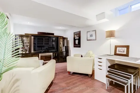 1370 Hazel Mccleary Drive Oakville ON L6J 7B1