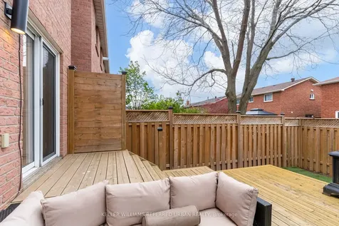 1370 Hazel Mccleary Drive Oakville ON L6J 7B1