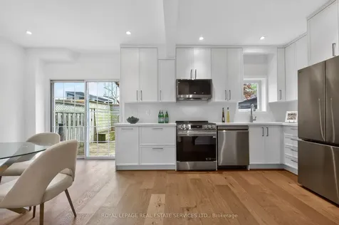 93 Medland Crescent Toronto ON M6P 2N3