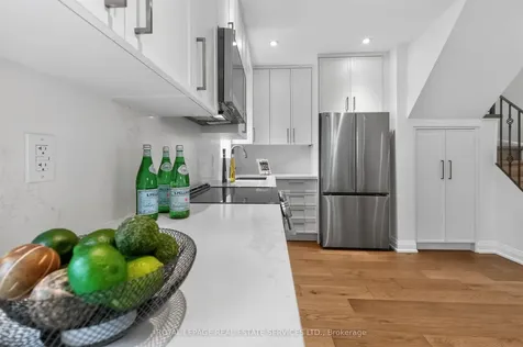 93 Medland Crescent Toronto ON M6P 2N3