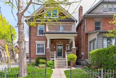 93 Medland Crescent Toronto ON M6P 2N3