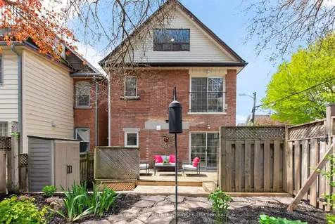 93 Medland Crescent Toronto ON M6P 2N3
