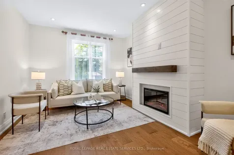 93 Medland Crescent Toronto ON M6P 2N3
