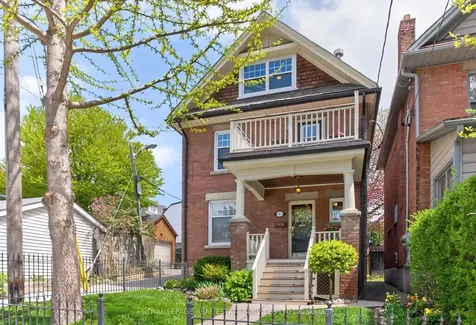 93 Medland Crescent Toronto ON M6P 2N3