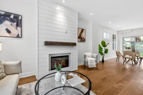 93 Medland Crescent Toronto ON M6P 2N3