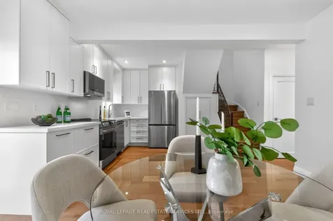 93 Medland Crescent Toronto ON M6P 2N3